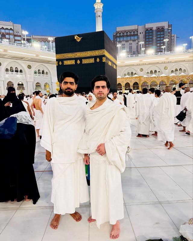 Babar Azam with his brother during Umrah. - Instagram@saferazam