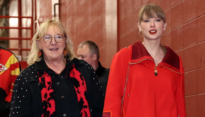 Donna Kelce Shows love for Taylor Swift