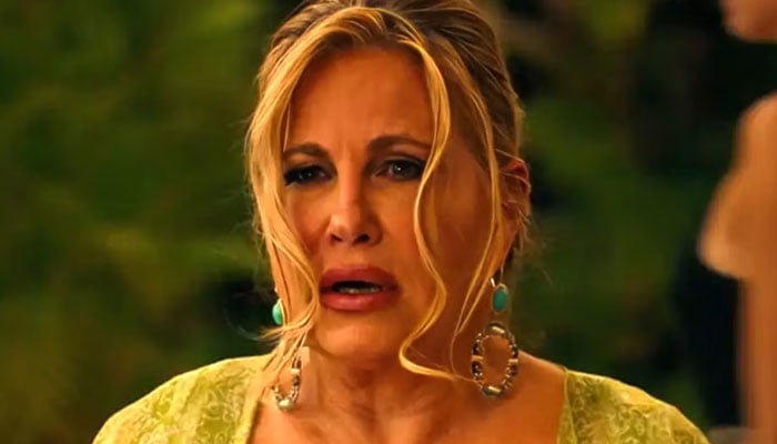 Jennifer Coolidge reflects on the white Lotus S3