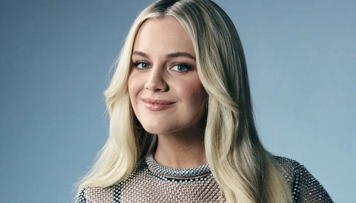 Kelsea Ballerini plans to recharge with naps during touring holidays