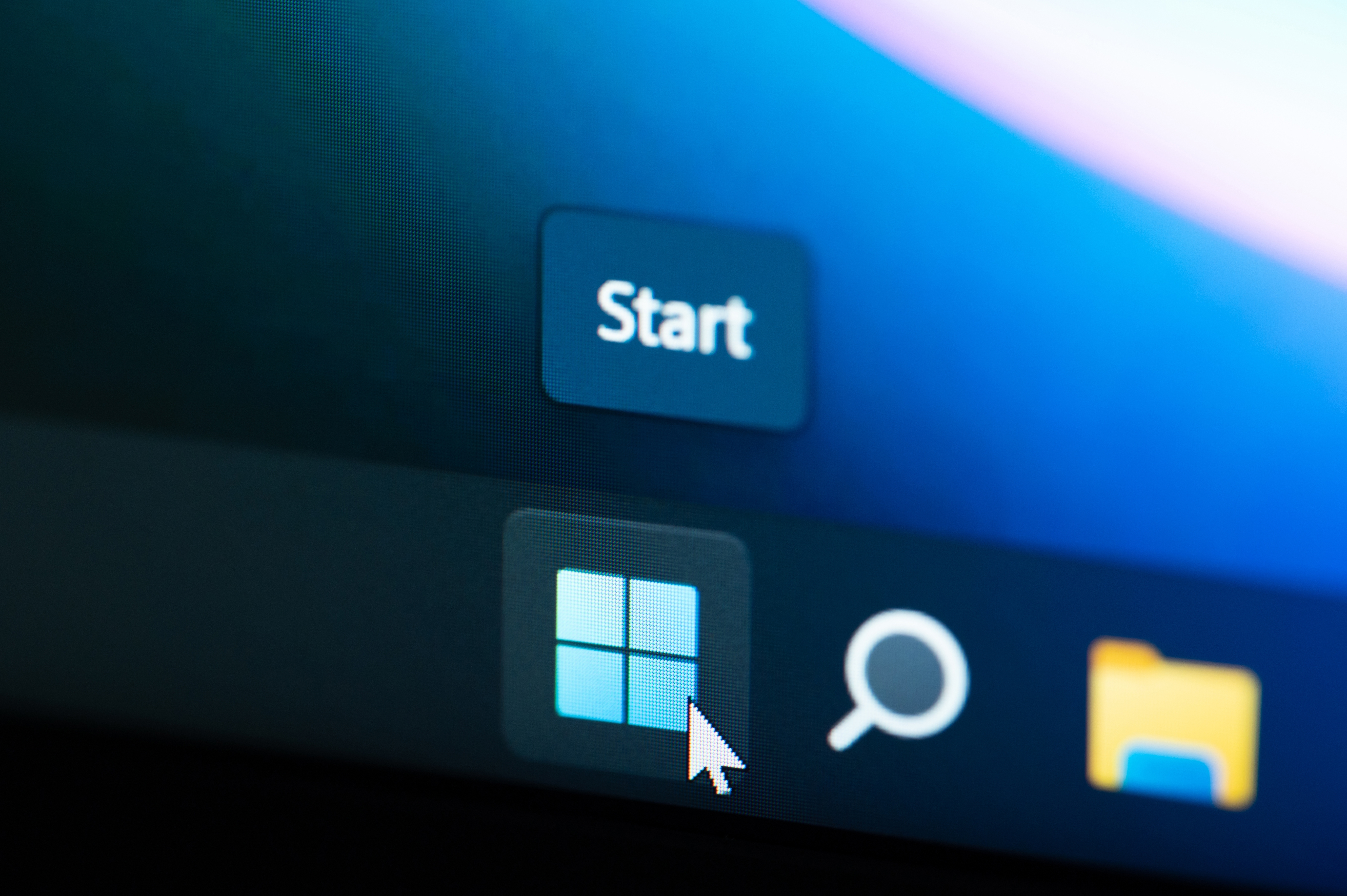 Start the Windows 11 button on the computer menu screen near the view