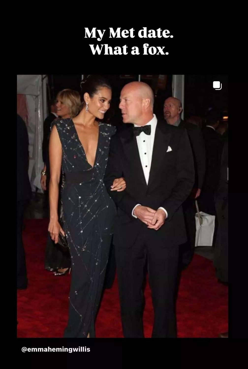 Bruce Willis's wife, Emma, ​​shares the moment of recoil of the Met 2009 gala