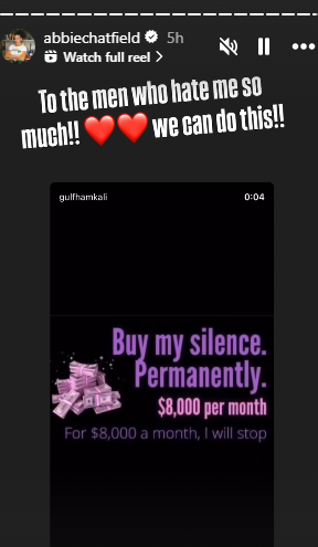 Abbie Chatfield causes controversy with the offer of social networks.