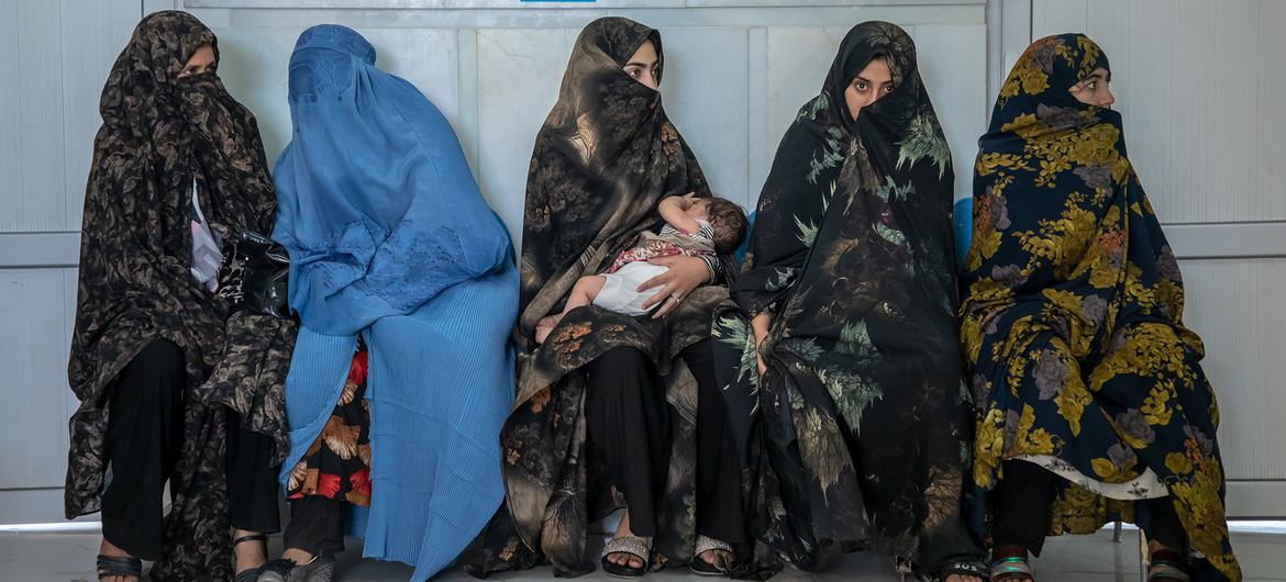 The waiting room of a maternity hospital in the province of Herat, Afghanistan. The waiting room of a maternity hospital in the province of Herat, Afghanistan.