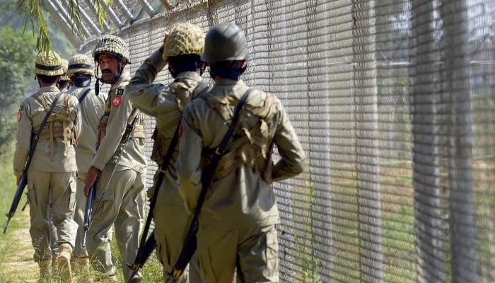 Pakistani security forces that patrol along the control line. –AFP/ File