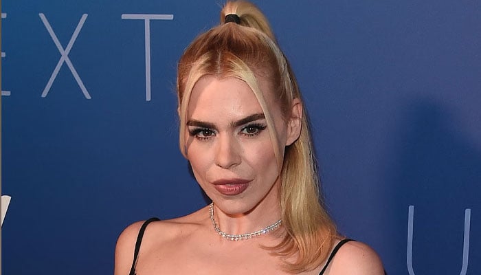 Photo: Billie Piper makes an important announcement about Doctor Who's return