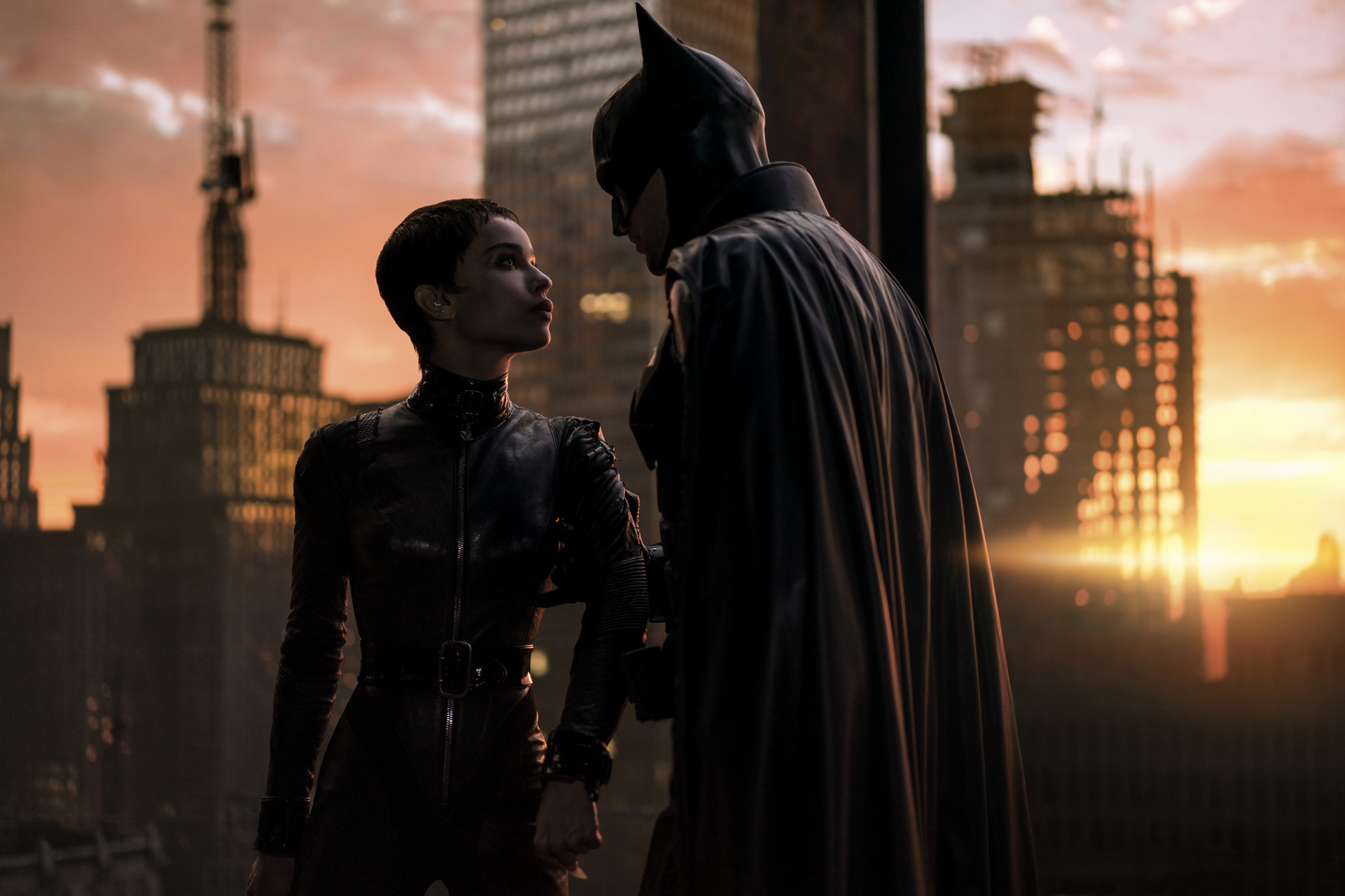 Batman and Selina Kyle work together in the movie Batman