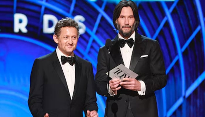 Jonathan Groff Shocks Keanu Reeves during Tony Awards's performance
