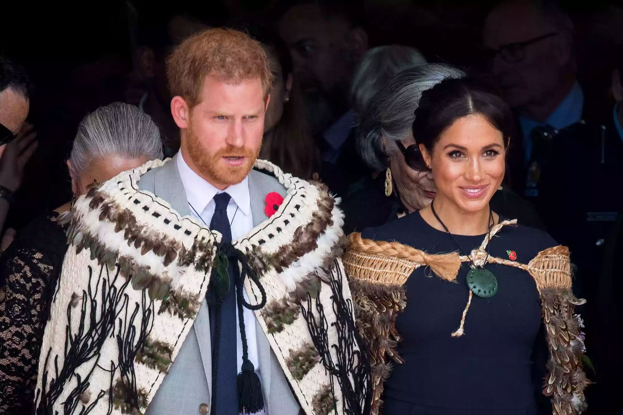 Meghan Markle Haters losing his head by his baby Baby Mama Dance