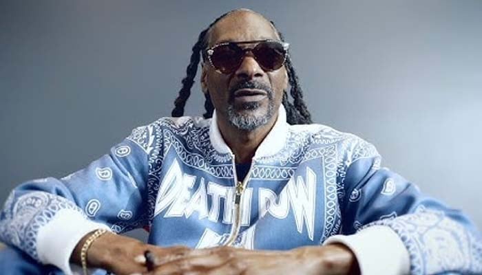 Snoop Dogg reveals that your bulldog dies