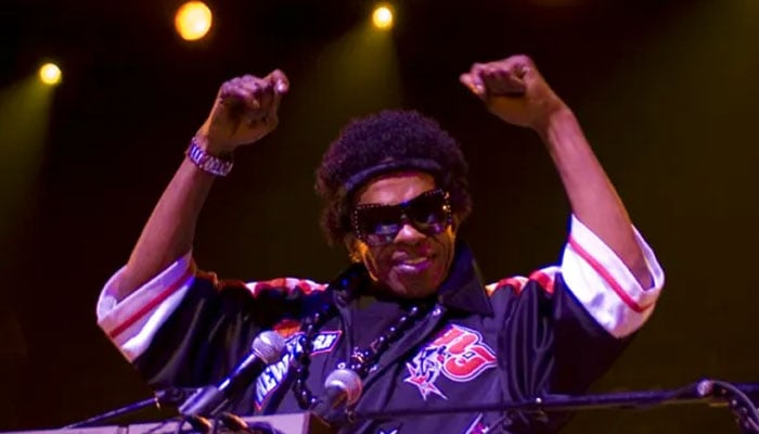 Sly Stone goes to the age of 82