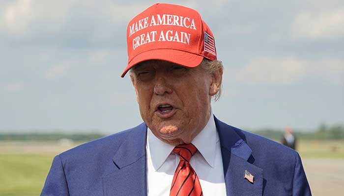 The president of the United States, Donald Trump, speaks with journalists upon arrival at the Morristown municipal airport in Morristown, New Jersey, USA., June 20, 2025. - Reuters
