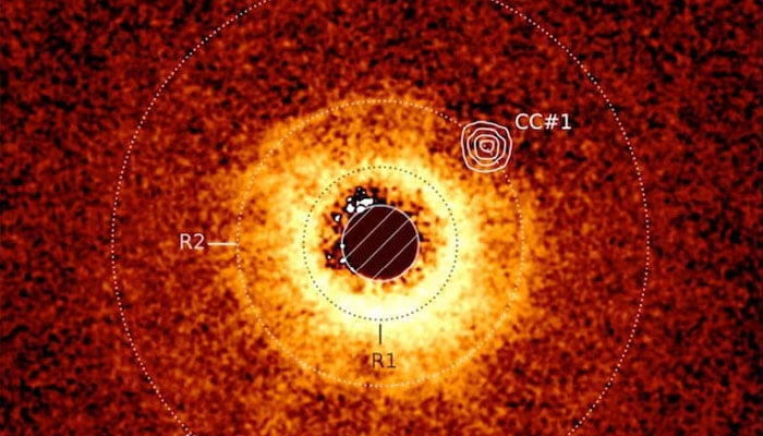 An image of the protoplanetary disk around the STAR TWA 7, registered using the European observatories of the South Chile very large instrument of the telescopes sphere, is seen with an image captured with the instrument of James Webb Space Telescopes Miri superimposed in this image launched on June 25, 2025.-Reuters.