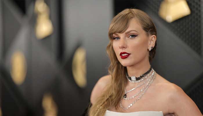 Are the parents of Taylor Swifts divorced?