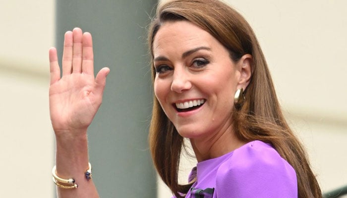 How Kate Middleton met the French president 'as a modern woman'