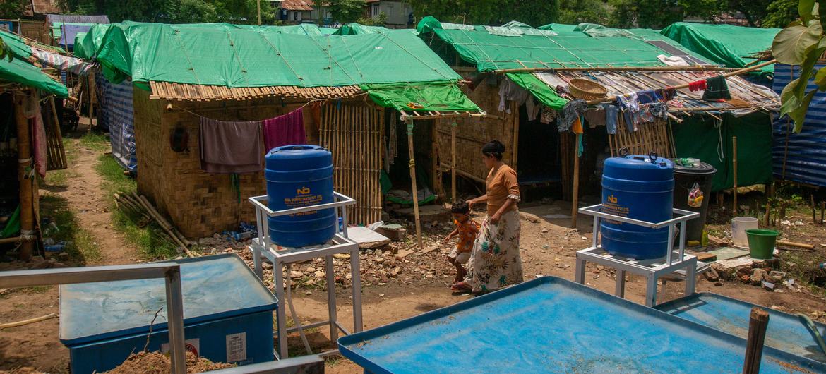 Disasters and the fight have forced millions through Myanmar to flee their homes in search of security. Many shelters in internal displaced camps such as this in center of Myanmar. Disasters and the fight have forced millions through Myanmar to flee their homes in search of security. Many shelters in internal displaced camps such as this in center of Myanmar.