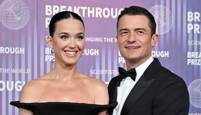 Katy Perry Humées on the party of the Fiesta de Orlando Bloom Post Split