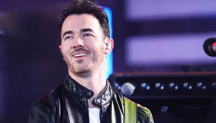 Kevin Jonas opens on financial problems during Jonas Brothers's break
