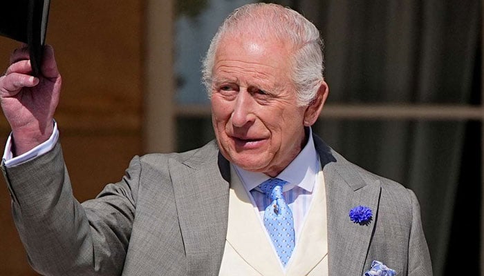 King Charles talks about an important issue after his assistant met Prince Harry's team
