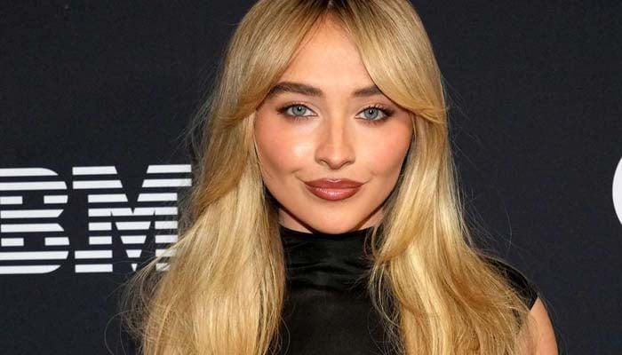 Sabrina Carpenter Pen Emotional note for the multitude of Hyde Park