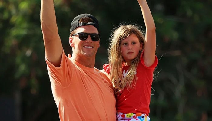 Tom Brady shares a rare complement to his daughter Vivian