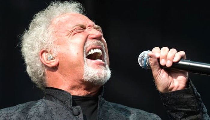 Tom Jones calls a sudden show of really disappointing show