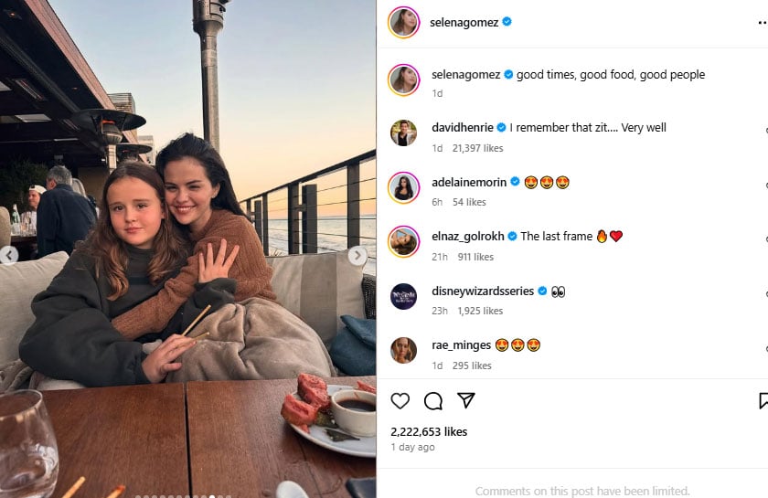 Selena Gomez joins the mini-sister Gracie