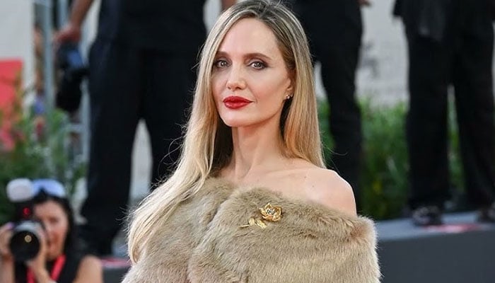 Angelina Jolie Eyes Life abroad after selling the mansion