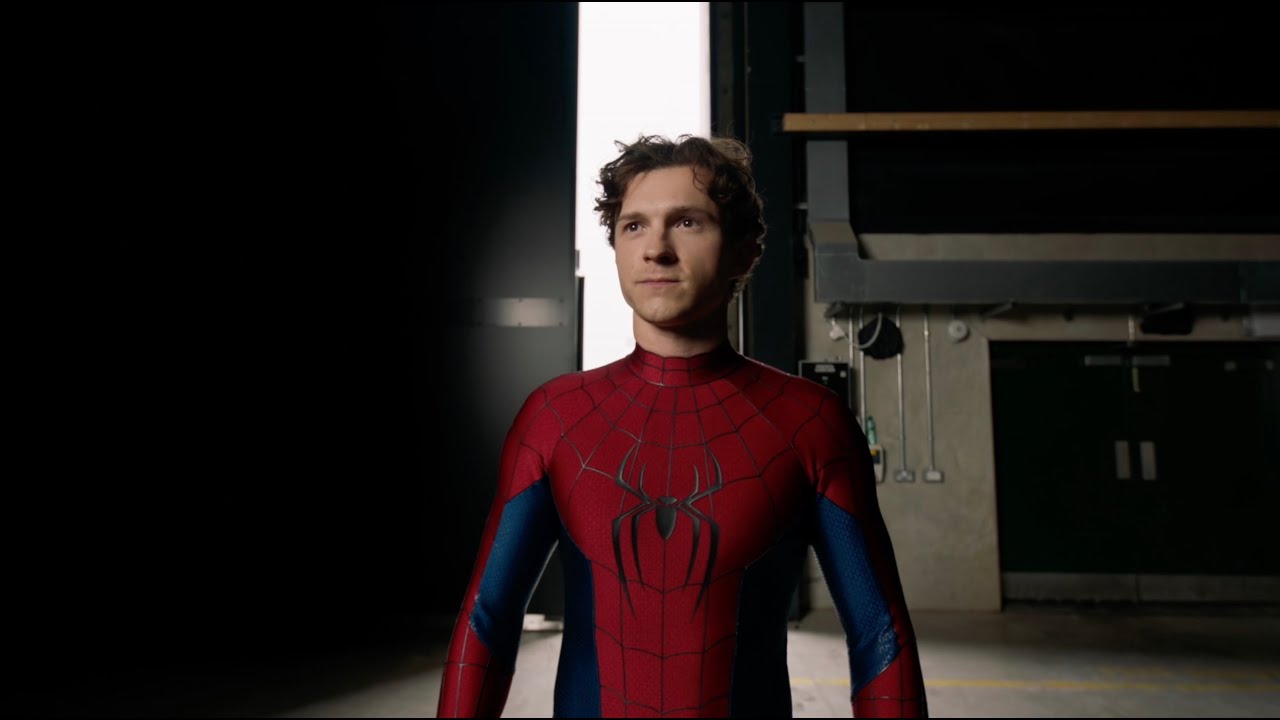 Spider -Man: New Day - Tom Holland New Suit Revela