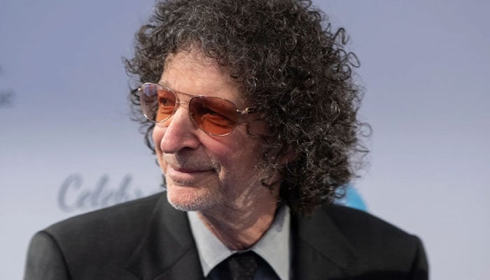The report reveals Howard Sterns desperate in Hoax to stay relevant