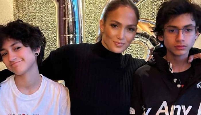 Jennifer Lopez Kids ashamed of their bedroom preferences with former