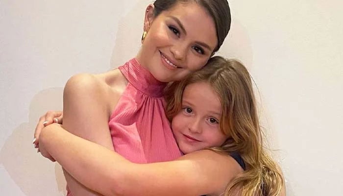 Selena Gomez shares a rare Snap with the similar sister Gracie
