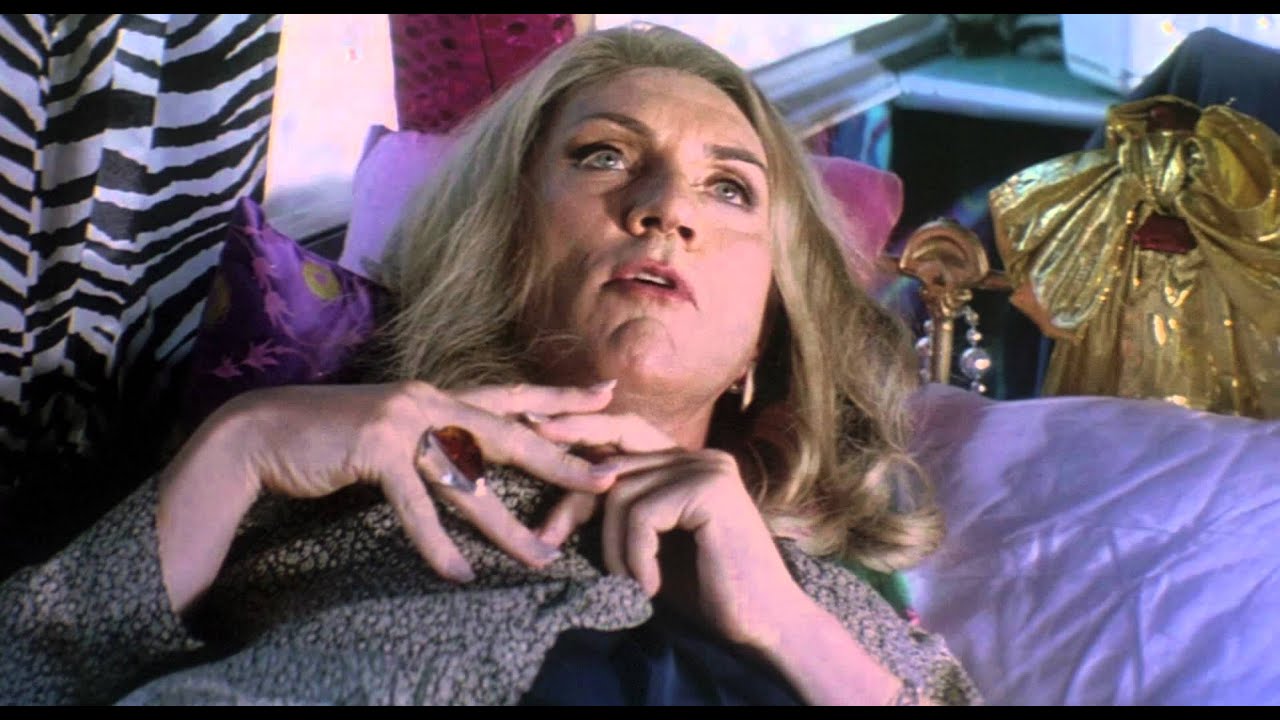 Priscilla, desert queen Official advance #1 - Terence Stamp Movie (1994) HD - YouTube