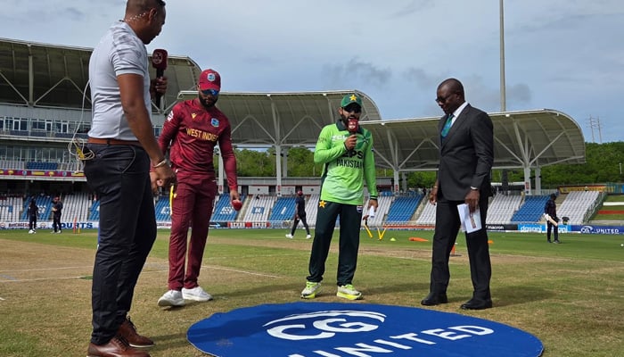 Pakistan captain Mohammad Rizwan (center-right) and the captain of the Western Indies Shai Hope (central-left) during the launch of the second Odi match at the Brian Lara stadium, Taruba. - Facebook/@PakistancCketboard