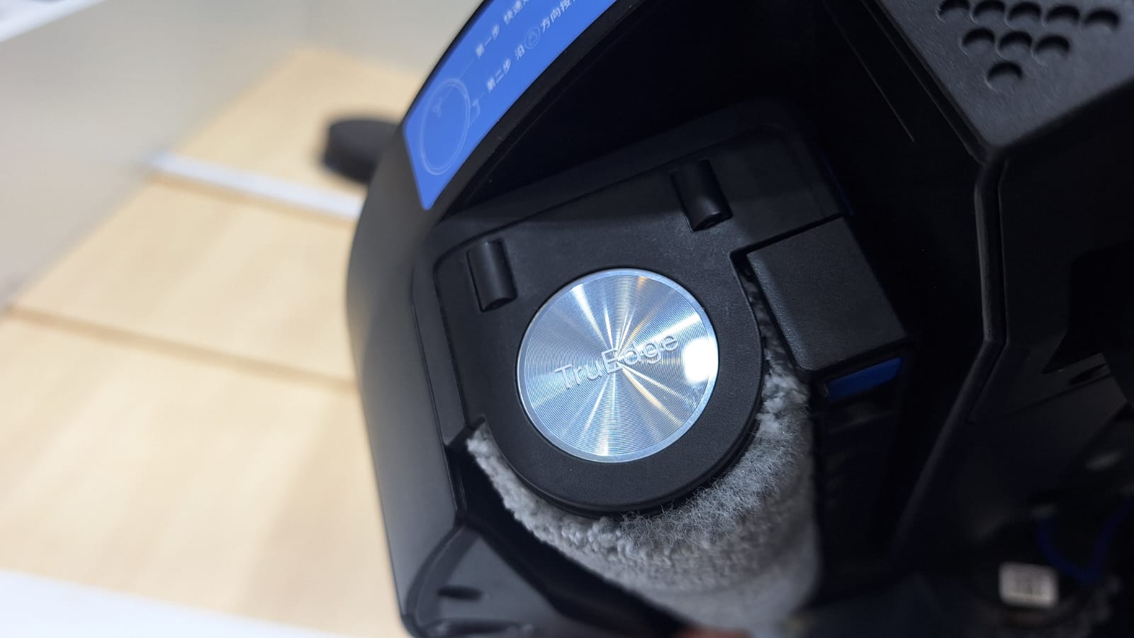 Vacu omnicyclone deebot x11 robot