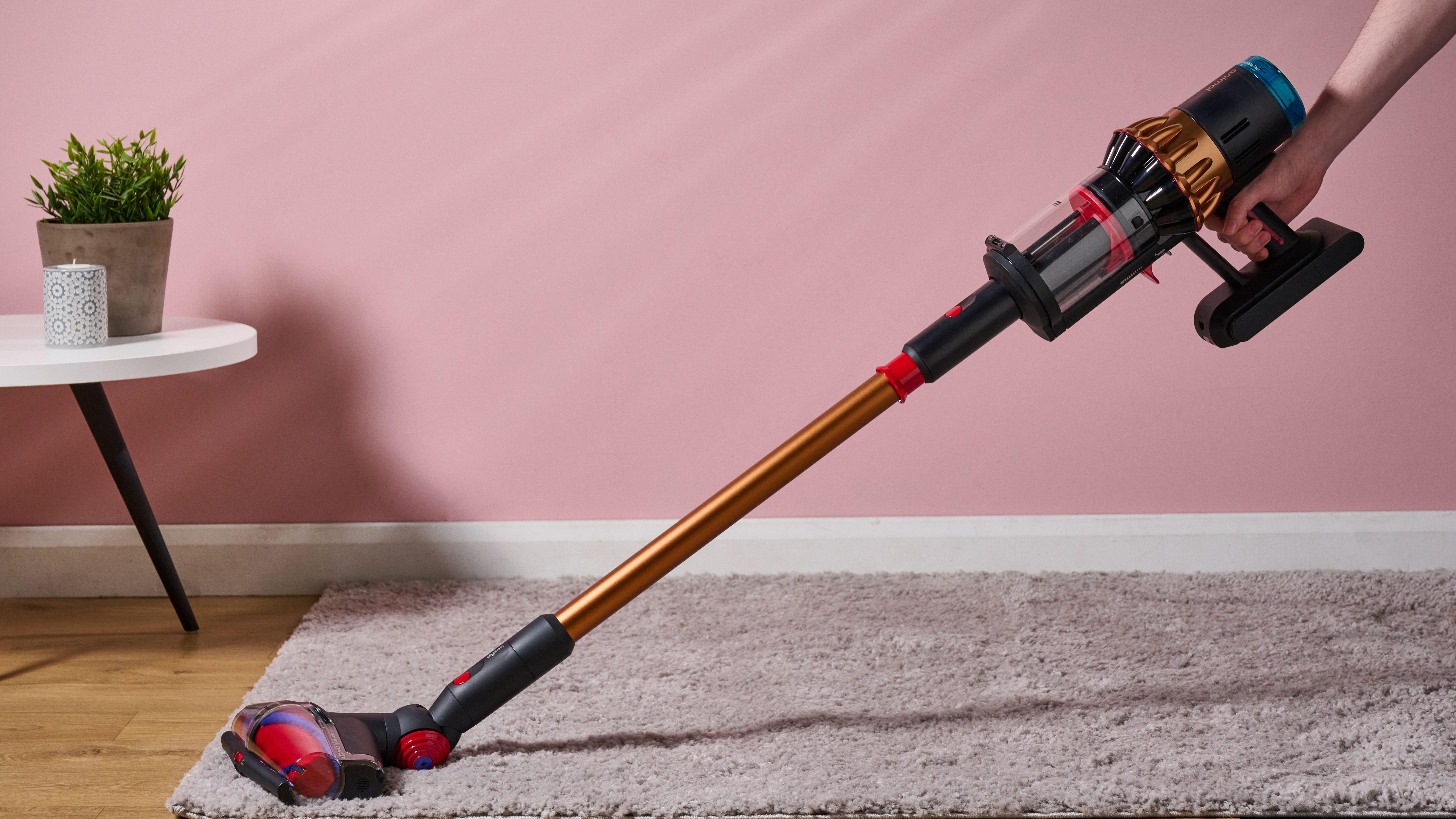 Dyson V16 piston animal wireless stick vacuza