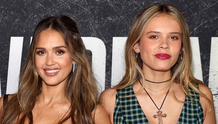 Jessica Alba thinks more sincere note for daughters have, honor