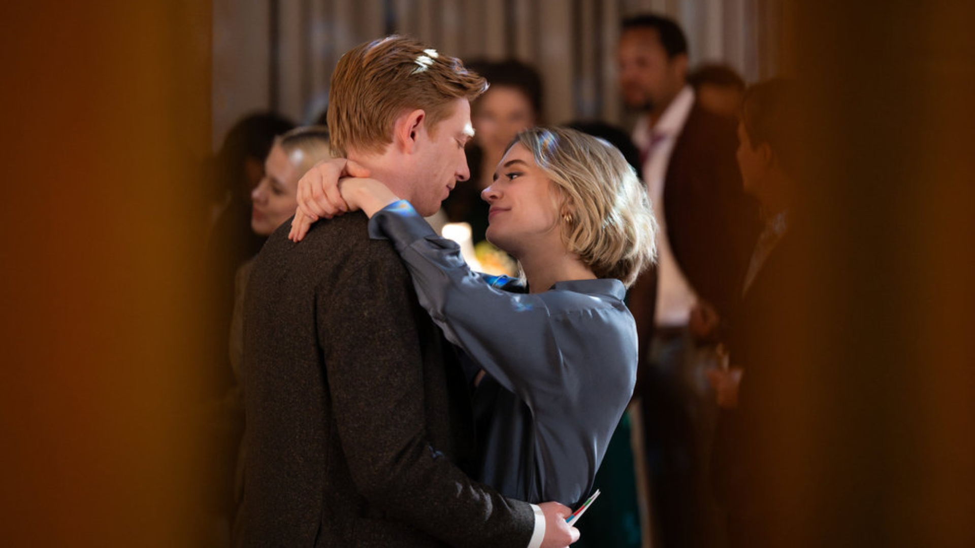 Ned and Mare dance together in paper 1 season 1