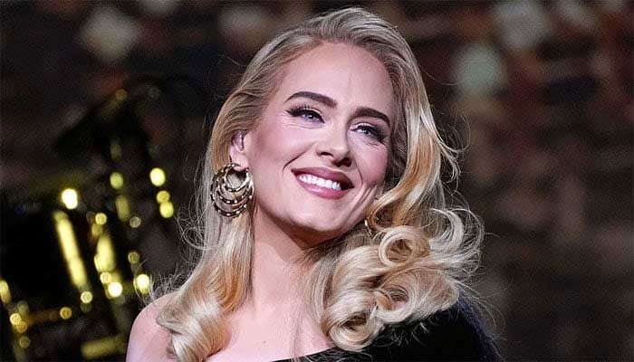 Does Adele discard acting in the Malifas Hall of the Super Bowl 2026?