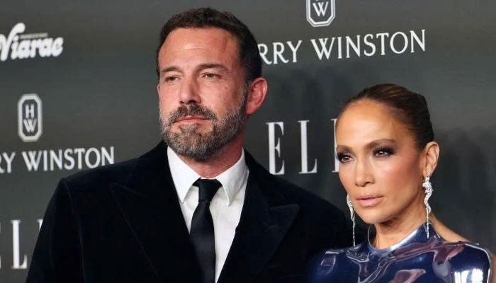 Jennifer López masking pain behind the optimistic divorce