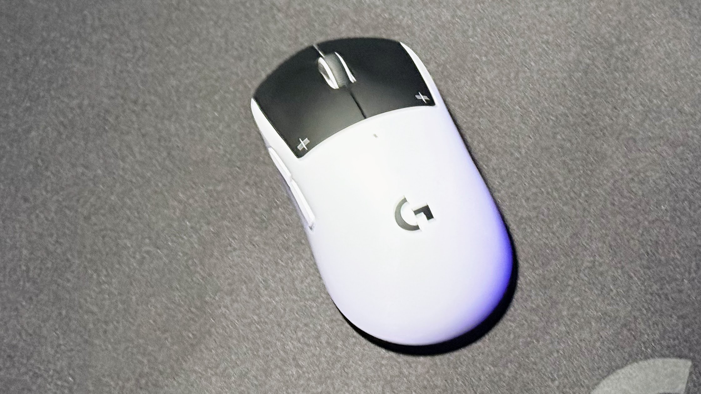 An image of the Logitech G Pro x2 superstrike gaming mouse