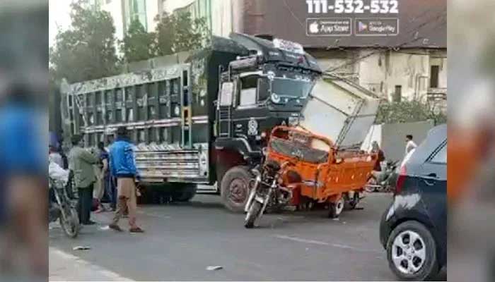 View of the site after a traffic accident, in the Gulistan-E-Johar area in Karachi on February 5, 2025.-PPI