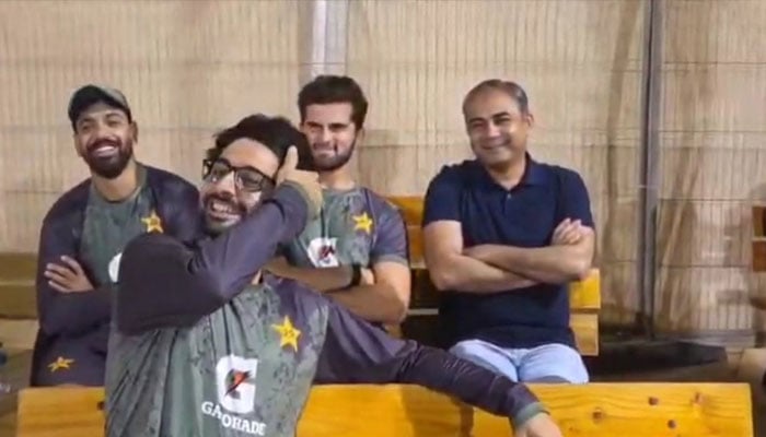 The president of the Cricket Board of Pakistan (PCB), Mohsin Naqvi, meets with players of the national team in Dubai, United Arab Emirates, September 20, 2025.