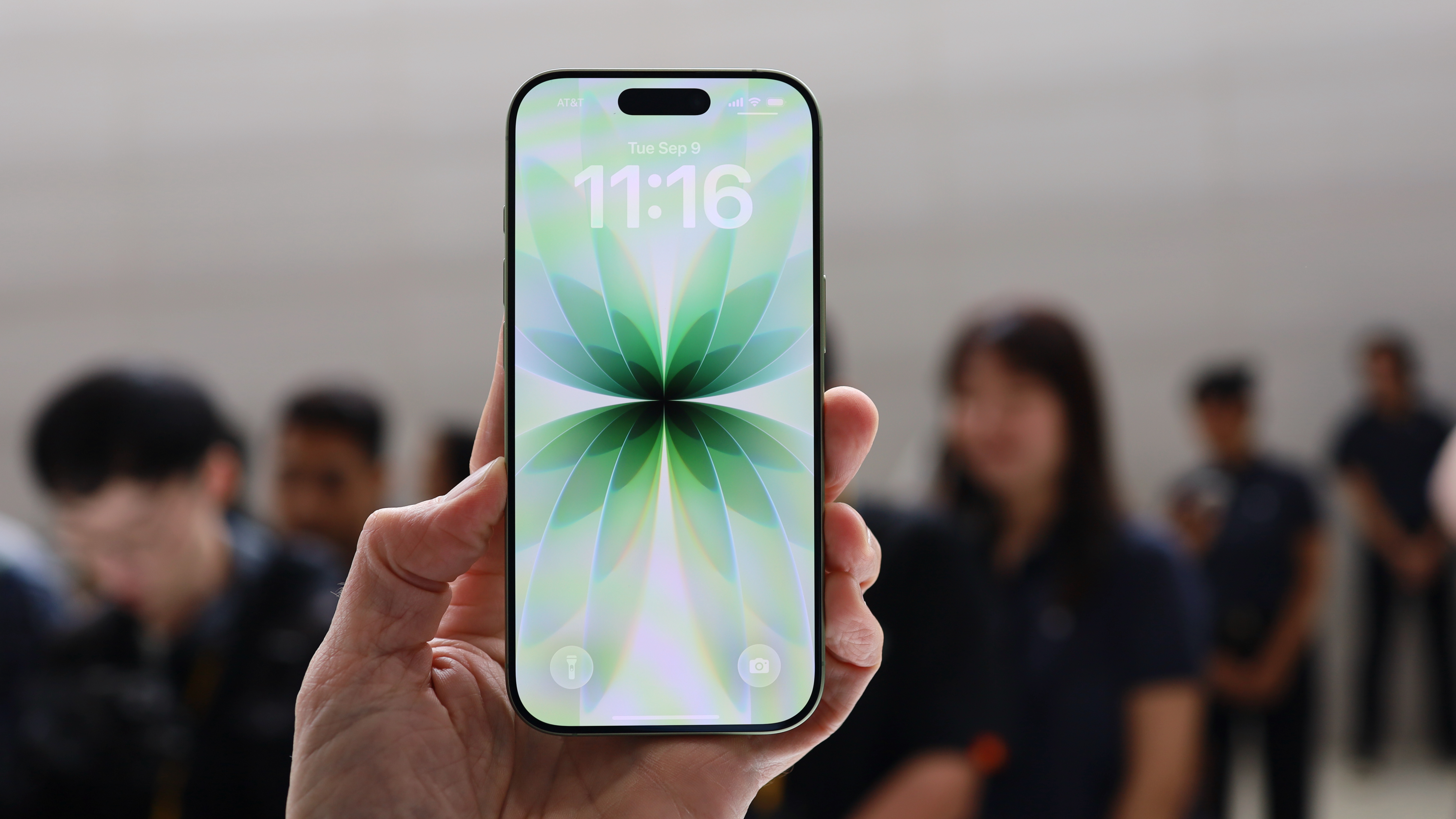 iPhone 17 First look