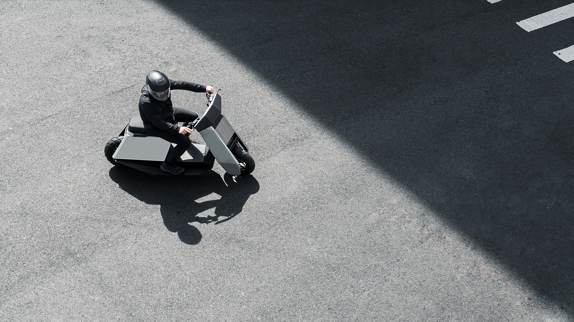 Electric Scooter of the Infinite Machine P1
