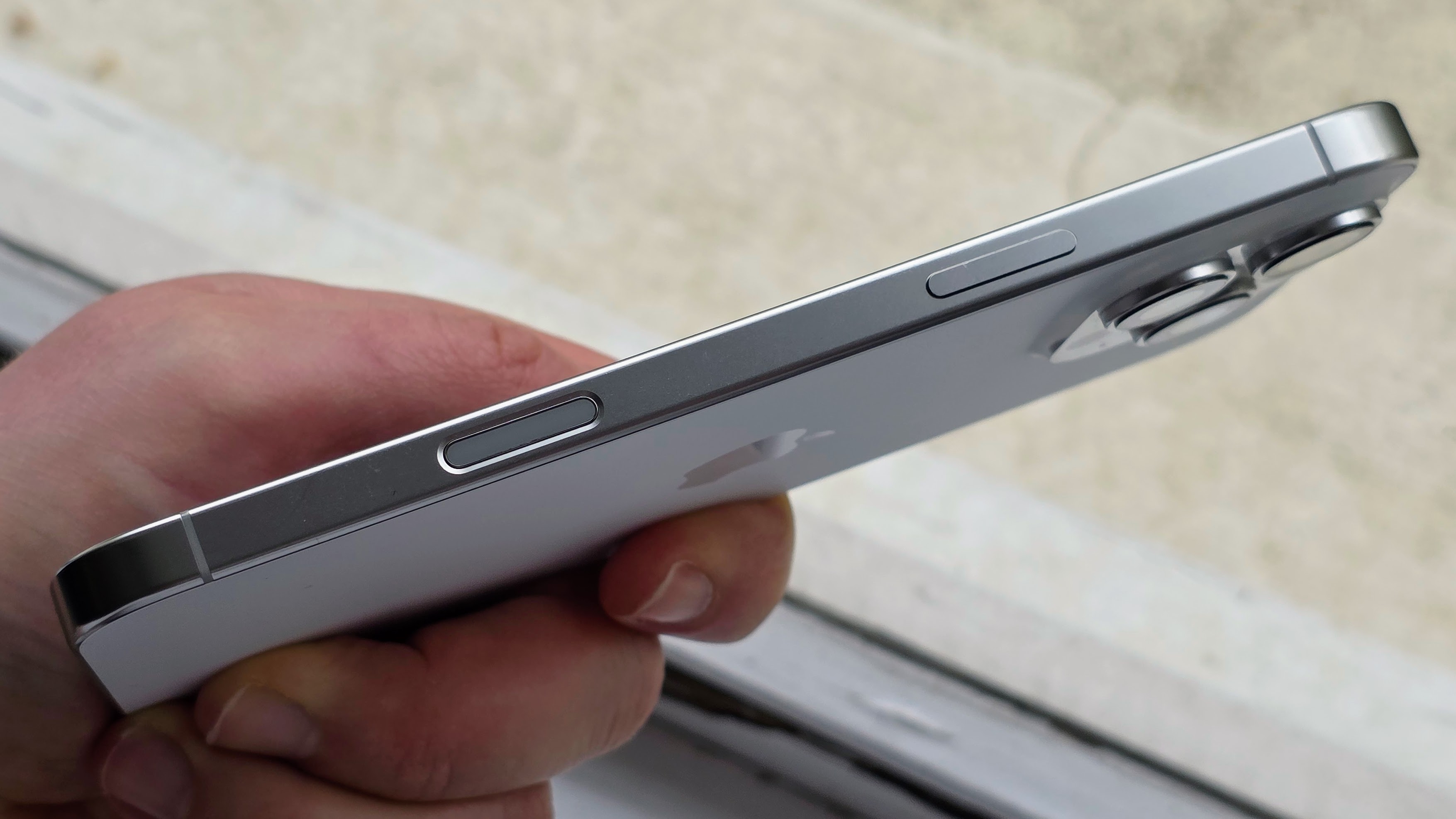 An image of the iPhone 16 pro max camera control