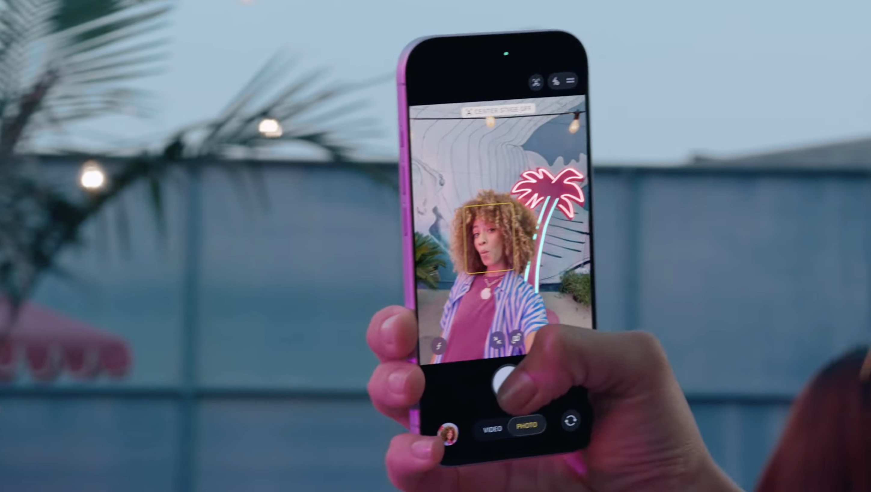 An image of a woman who uses the new iPhone 17 selfie camera
