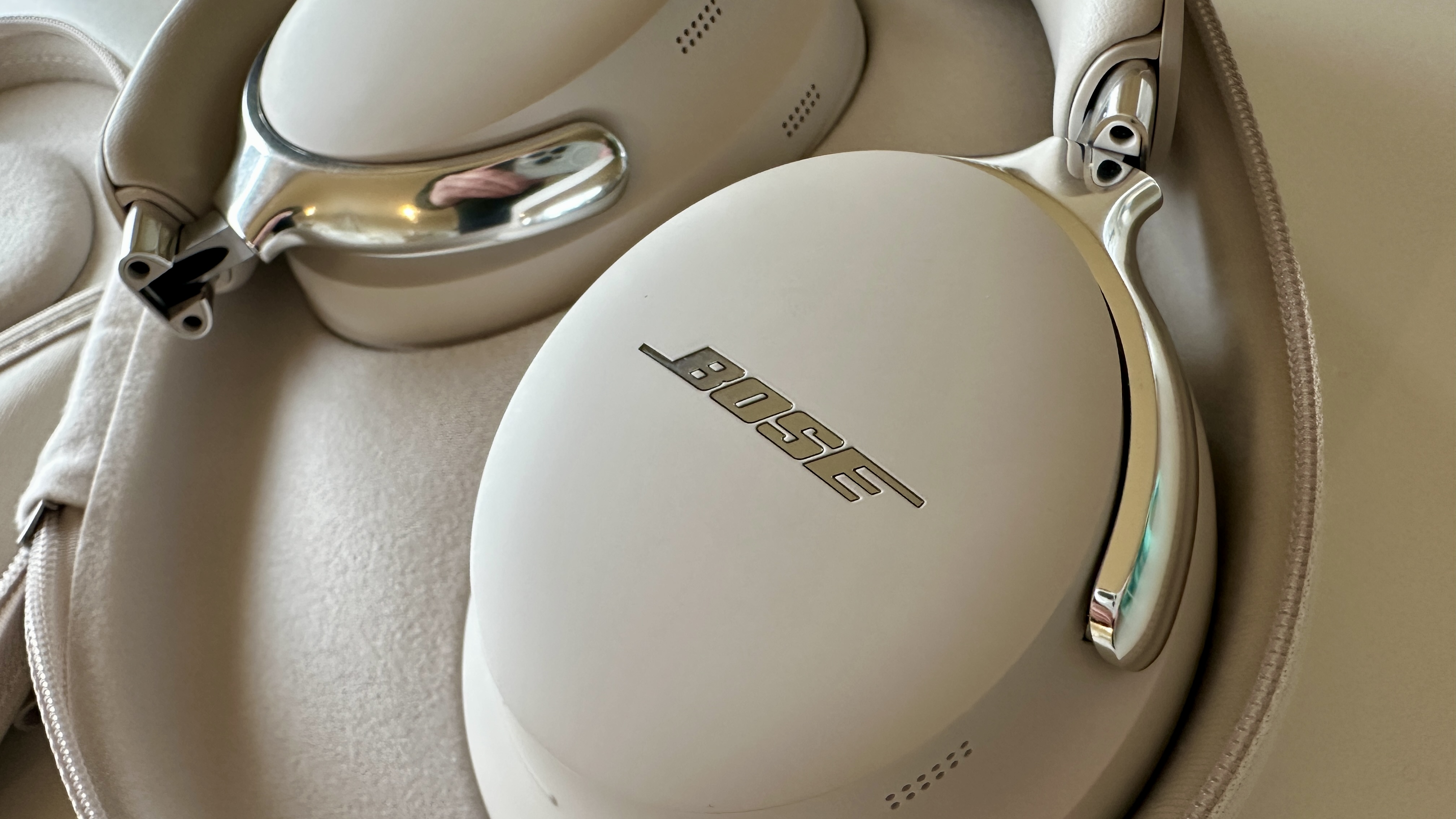 Bose QuietComfort Ultra headphones (2nd generation) on a plain background.
