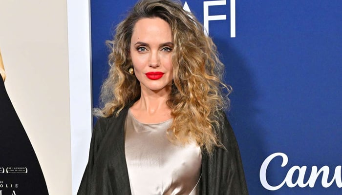 Angelina Jolie talks about ovarian removal and double mastectomy
