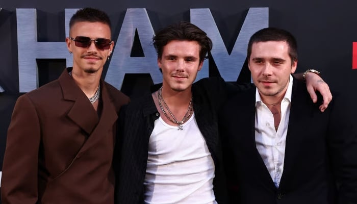 Photo: Brooklyn Beckham not speaking to Romeo and Cruz amid ongoing family feud